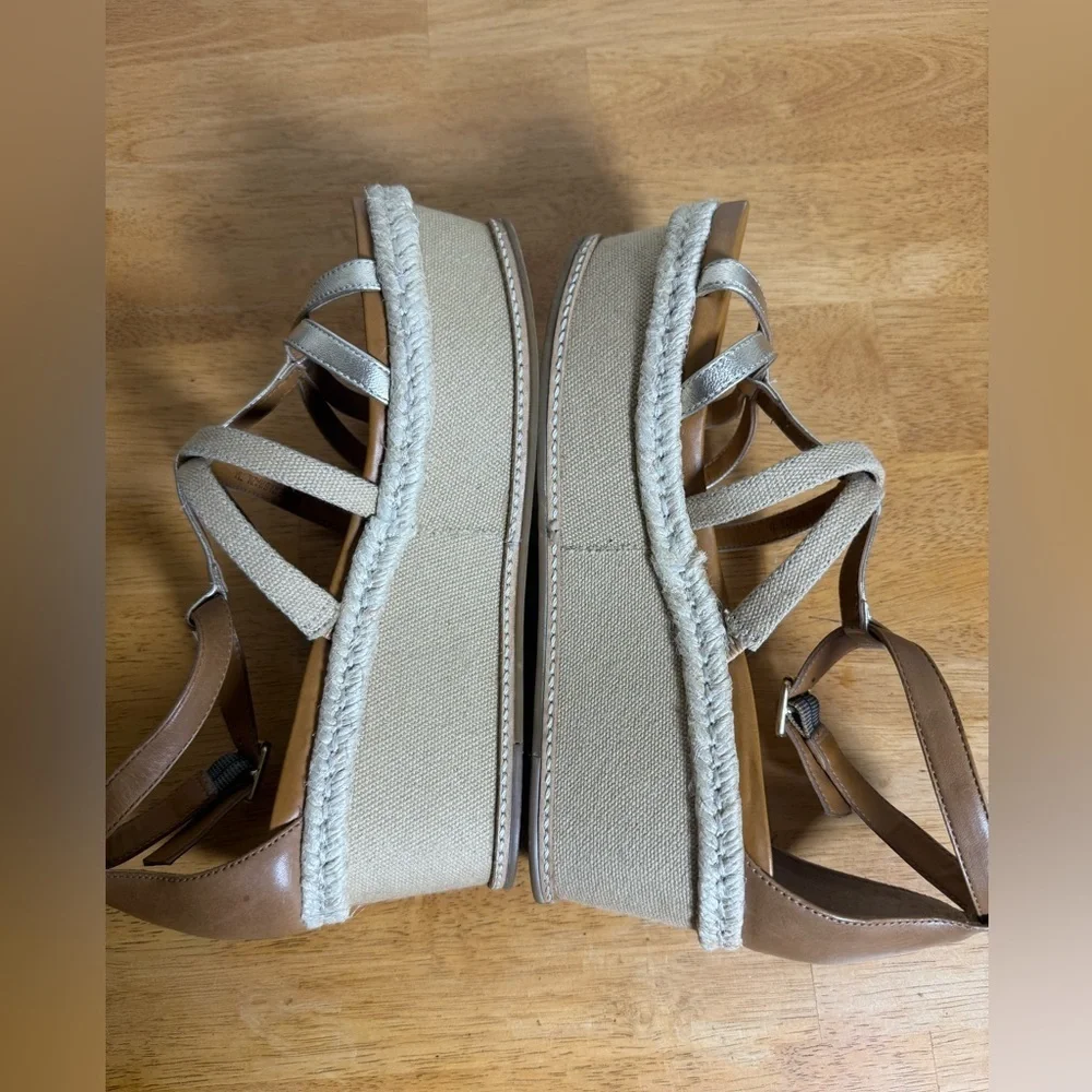 Juicy Couture Moira Platform Leather Canvas Sandal 7M Tan Gold